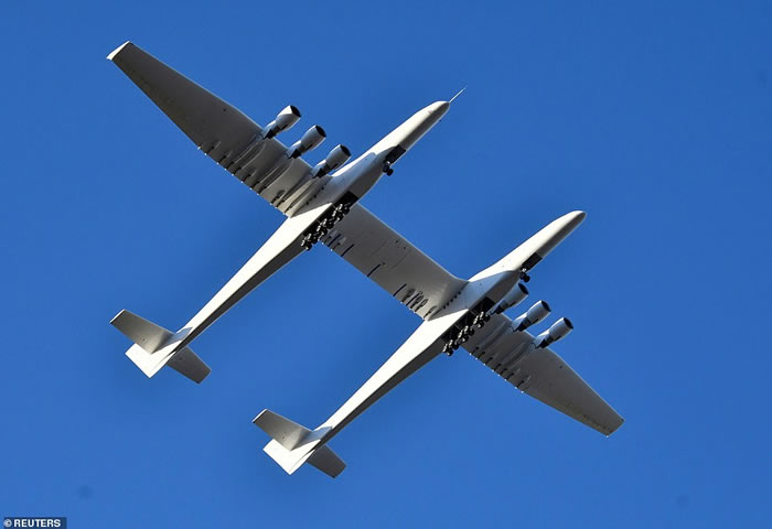 ɻƽ㷢ߡStratolaunch carrier״ηгɹ Я̫ջ