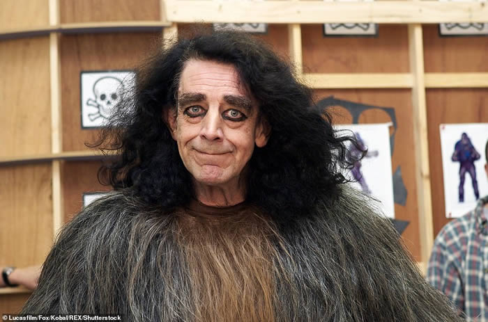 ǼʴսеġͿ˵÷ݣPeter Mayhew 74